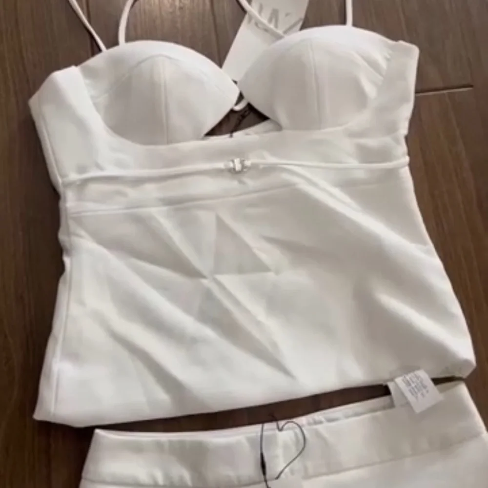 Zara White Women's Boot Cut Pants & Jumpsuit Set - Picture 2 of 6